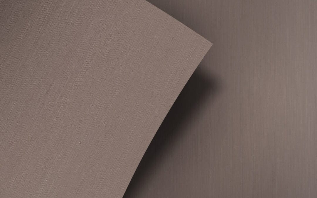 RM013 Silky Silver Rosé